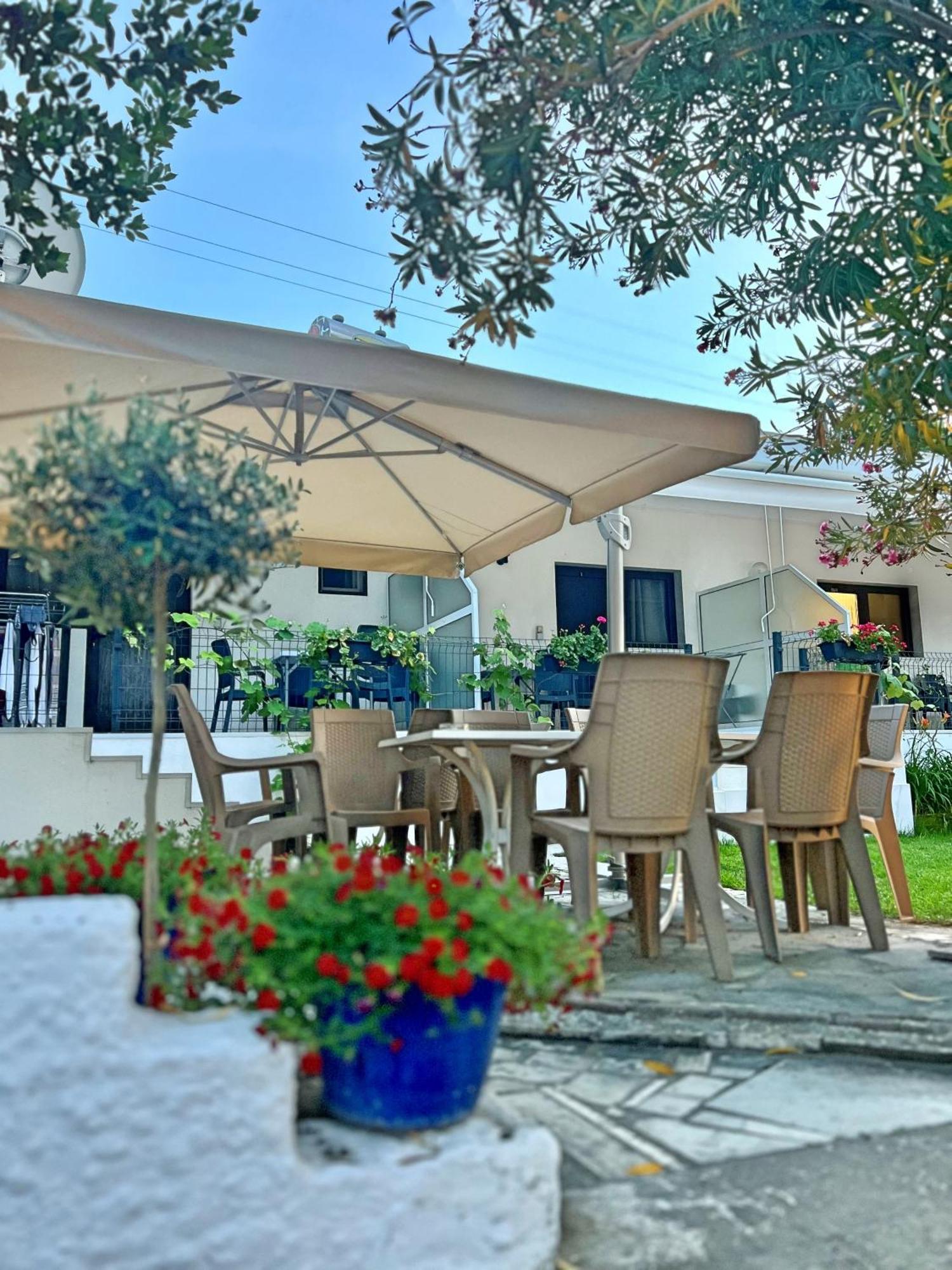 Guest House Julia Stavros (Thessaloniki) Exterior foto